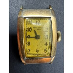 Vintage New Haven 7 Jewel Tank Watch Gold Tone 22.8mm No Band For Parts/Repair
